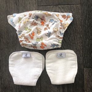 Rumparooz Cloth DiaperCover and two newborn insert